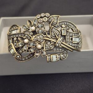 Heidi Daus Clear Swarvoski Crystals With Pearls Floral Bracelet